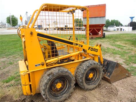 erickson 1242 skid steer|New Holland CL20 .